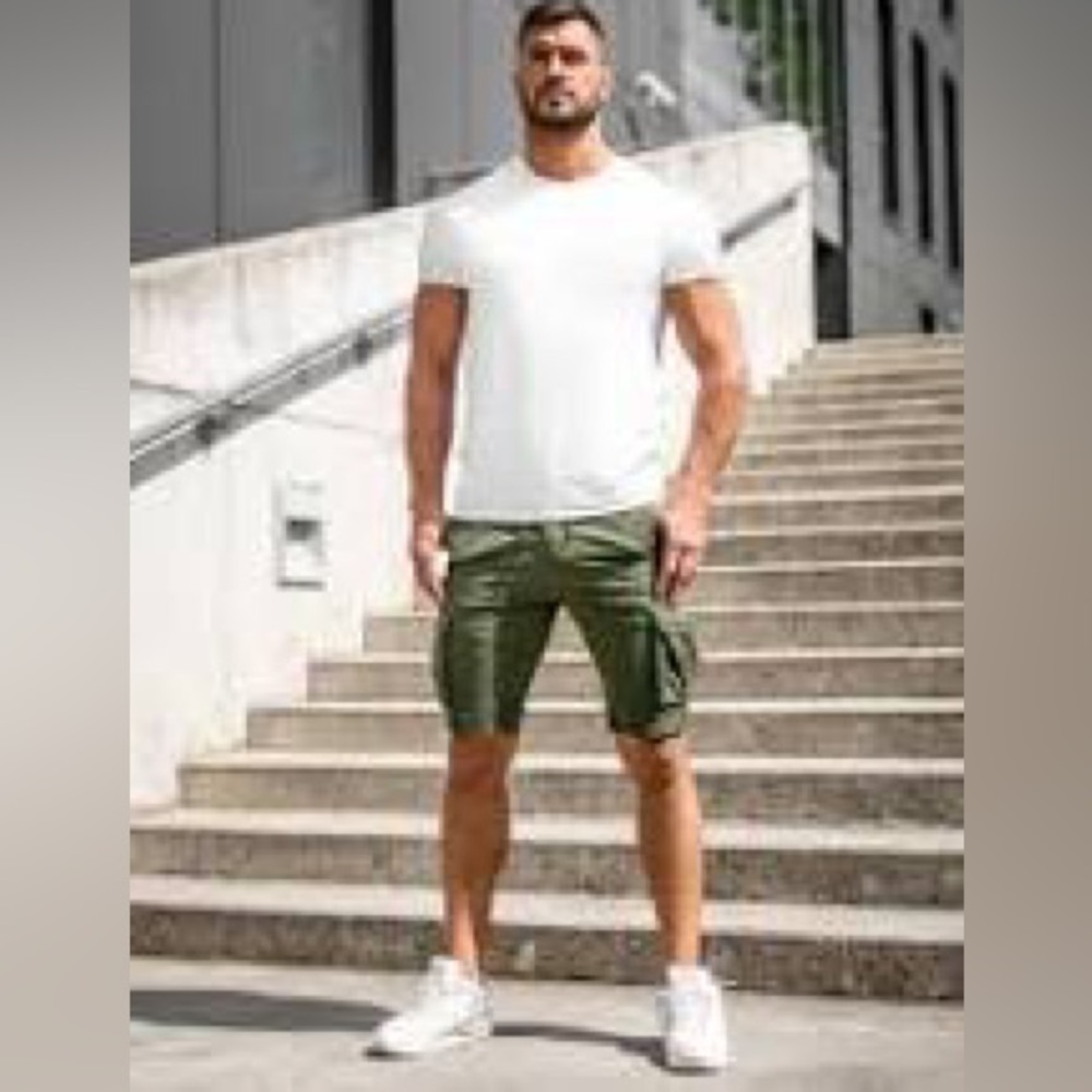 Gap green cargo shorts